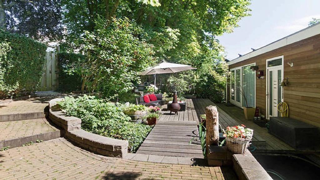 Benedenverdieping In Woonboot Met Tuinterras Utrecht Exterior photo